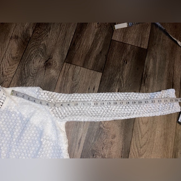 NWOT PLT White Embroidered Lace Long Sleeved Backless Bodycon Midi Dress - Picture 15 of 16